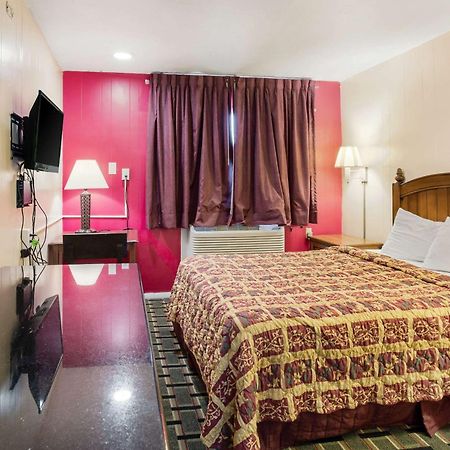Rodeway Inn & Suites Raton Exterior foto